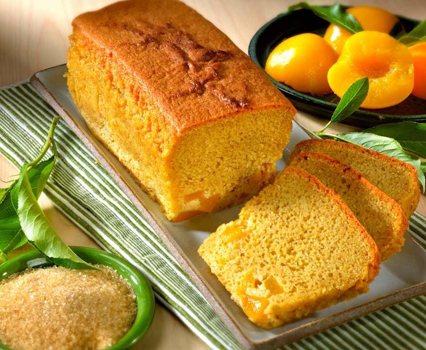 Plumcake pesche e farro con latte di soia Protein