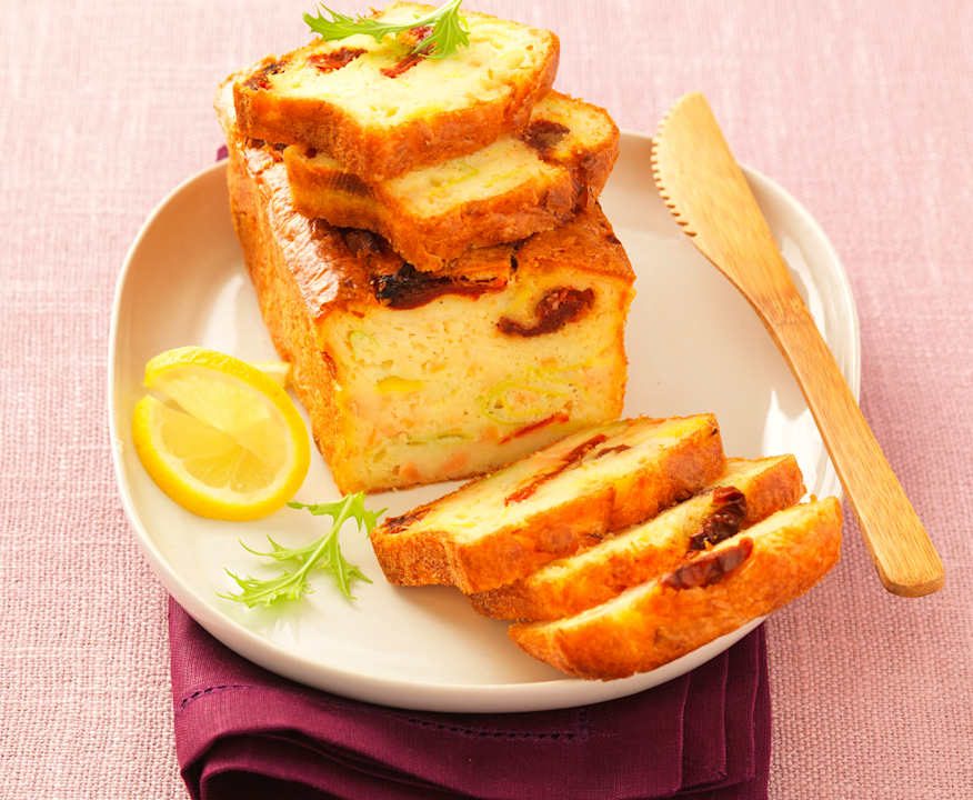 Plumcake salato al salmone, porri e pomodori confit Protein