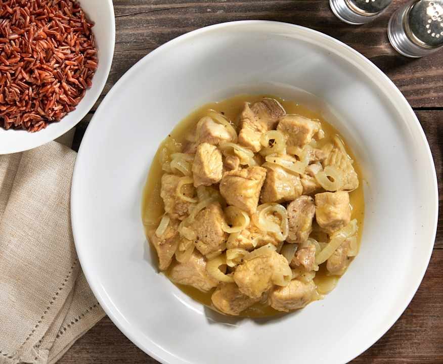 Riso rosso con spezzatino di maiale al curry Low Carb