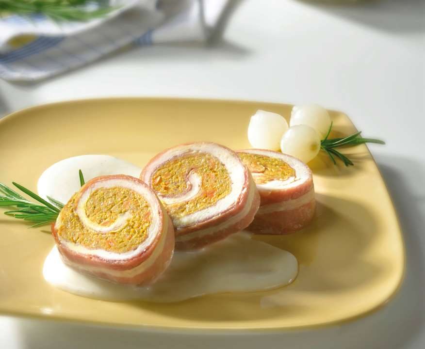 Rotolo di pollo e speck con salsa al cipollotto Protein
