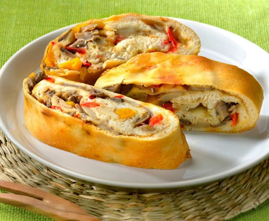 Rotolo funghi e peperoni