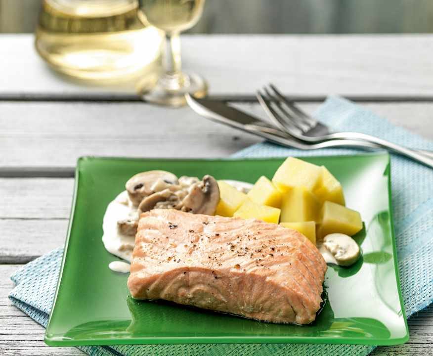 Salmone in crema di funghi con patate Protein