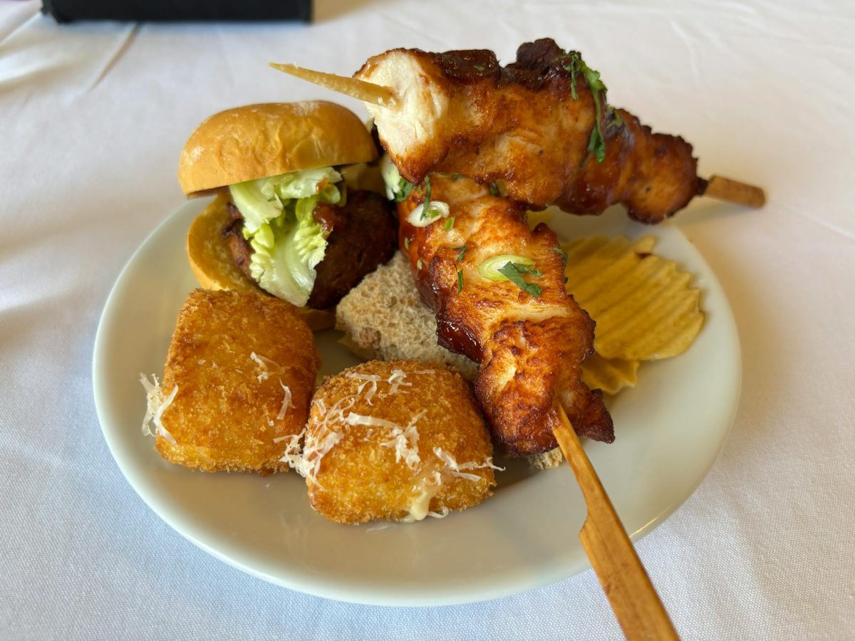 Assapora lo Zinco: Perfetti Slider di Pollo Affumicato e Piccante per il Tuo Prossimo Evento Low Carb