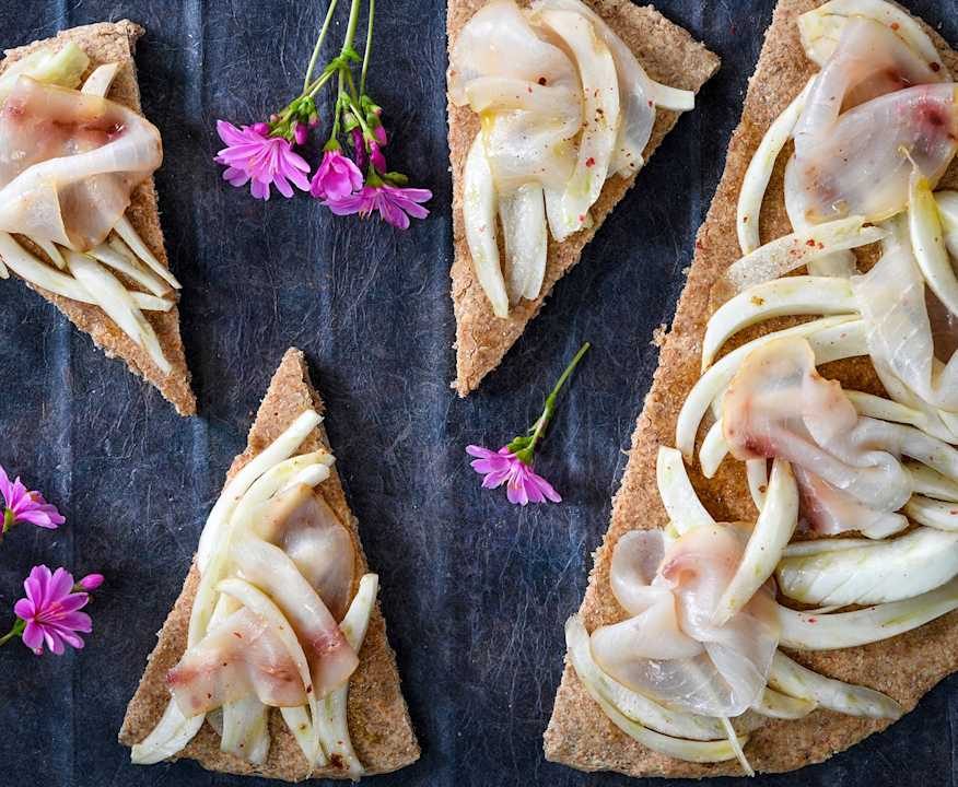 Schiacciata integrale con finocchi e pesce spada Low Fat