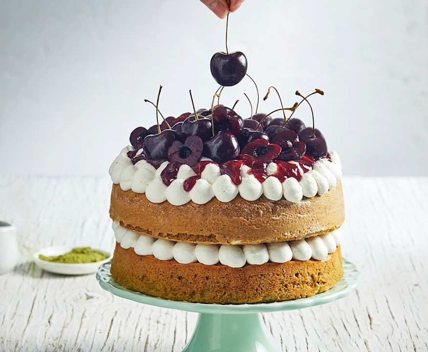 Sponge cake al tè matcha e ciliegie Protein