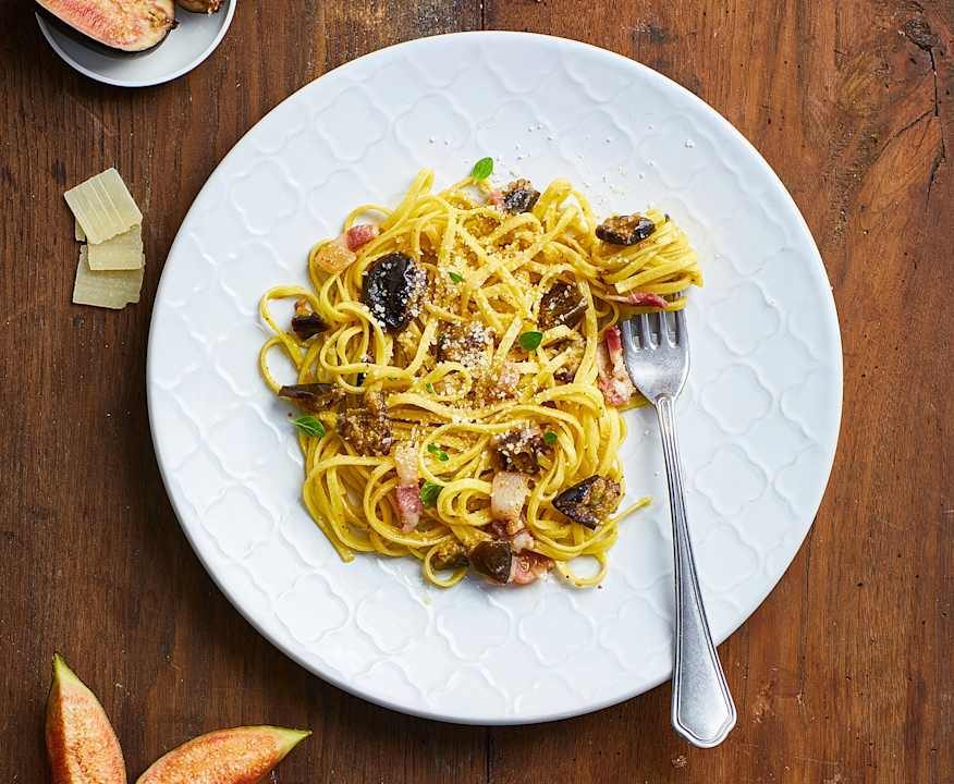 Tagliolini fichi e guanciale Protein