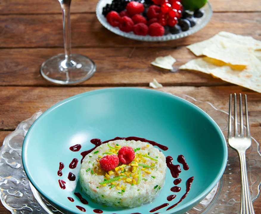 Tartare di branzino con coulis ai frutti di bosco Low Fat