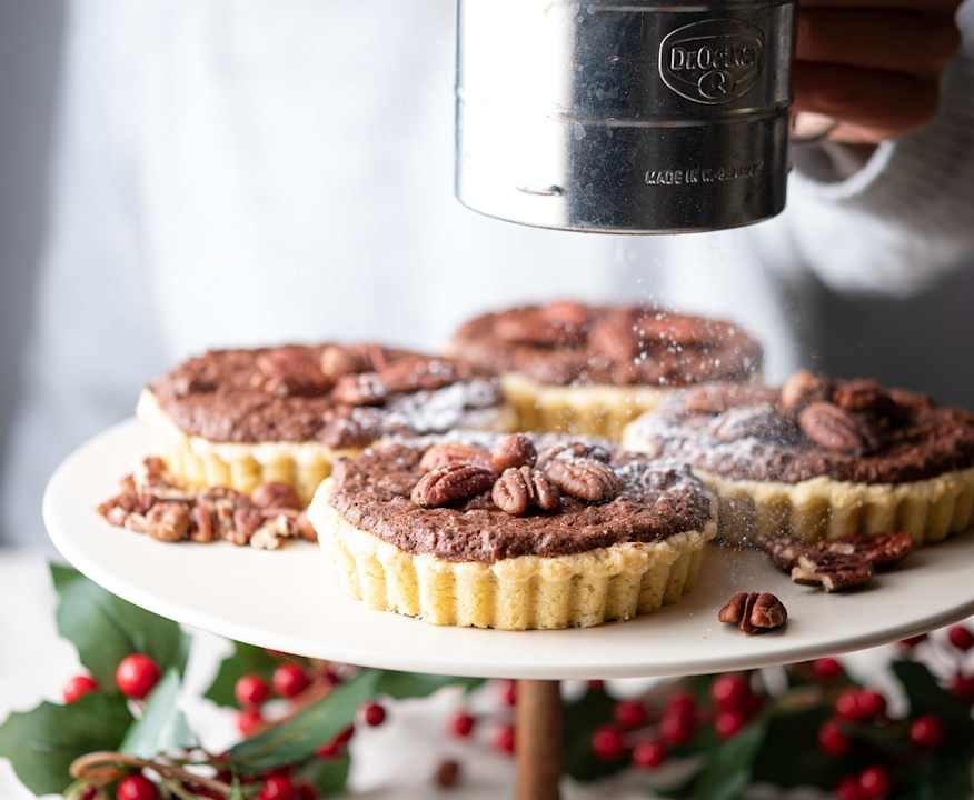 Tartellette con cioccolato e noci pecan Protein