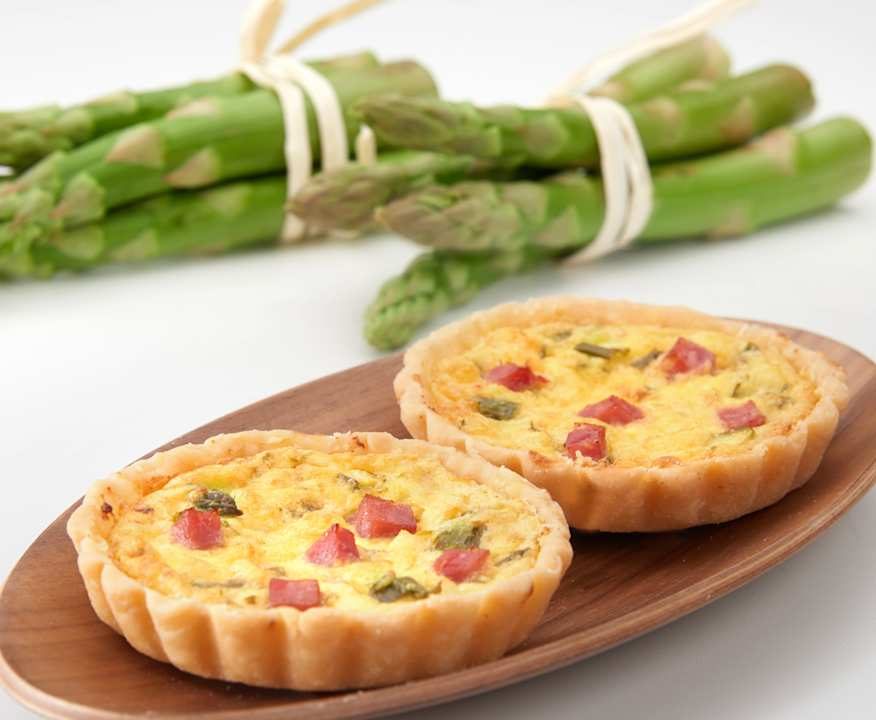 Tartellette con zabaione salato agli asparagi (senza glutine) Low Carb