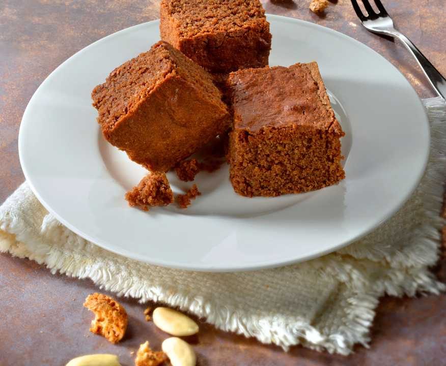Torta greca al cioccolato e mandorle Protein