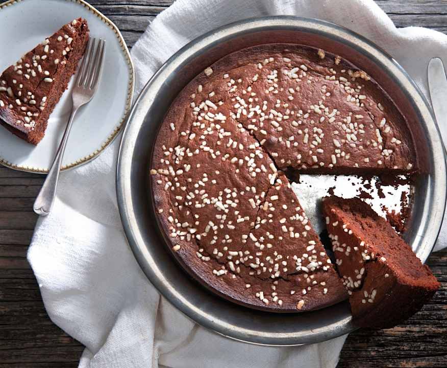 Torta morbida con frutta secca e cioccolato Protein