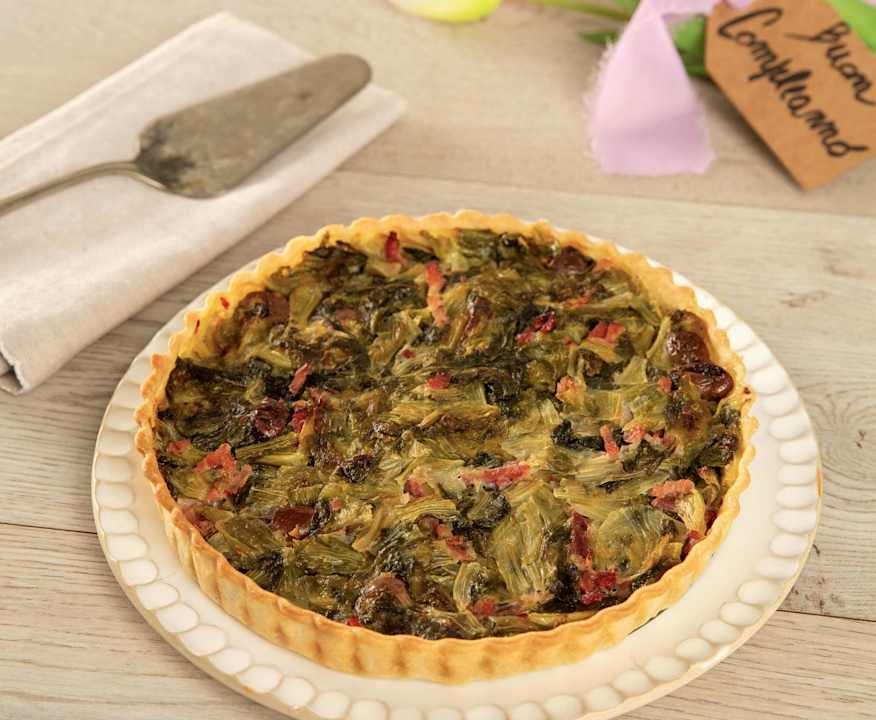 Torta salata scarola, olive e speck Protein