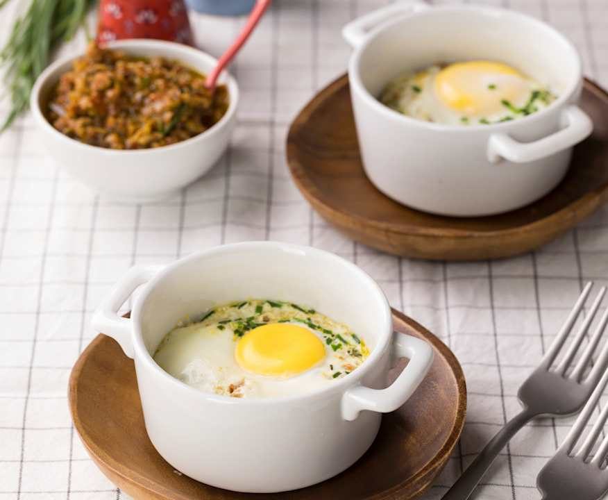 Uova in cocotte in salsa saporita Protein