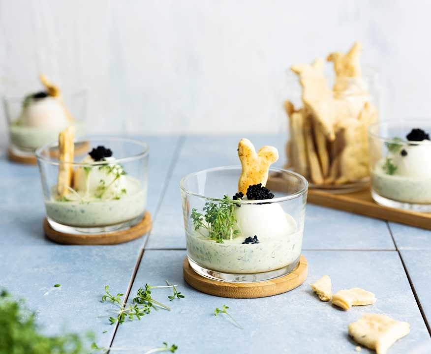 Uova in salsa alle erbe e crackers Protein