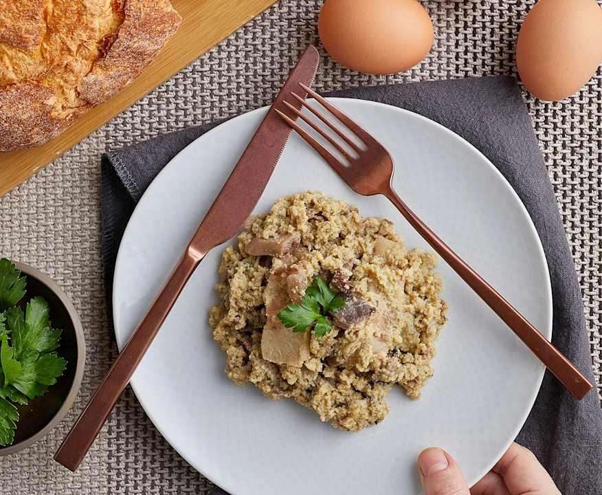 Uova strapazzate ai funghi e guanciale Protein