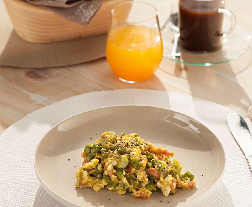 Uova strapazzate con asparagi e bacon Protein