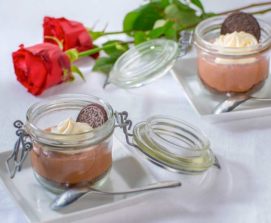 Vasetti al gianduia e biscotti (per 2 persone) Protein