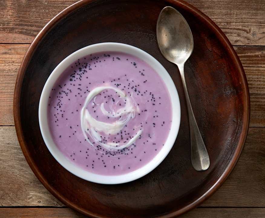 Vellutata al cavolo viola e kefir Protein