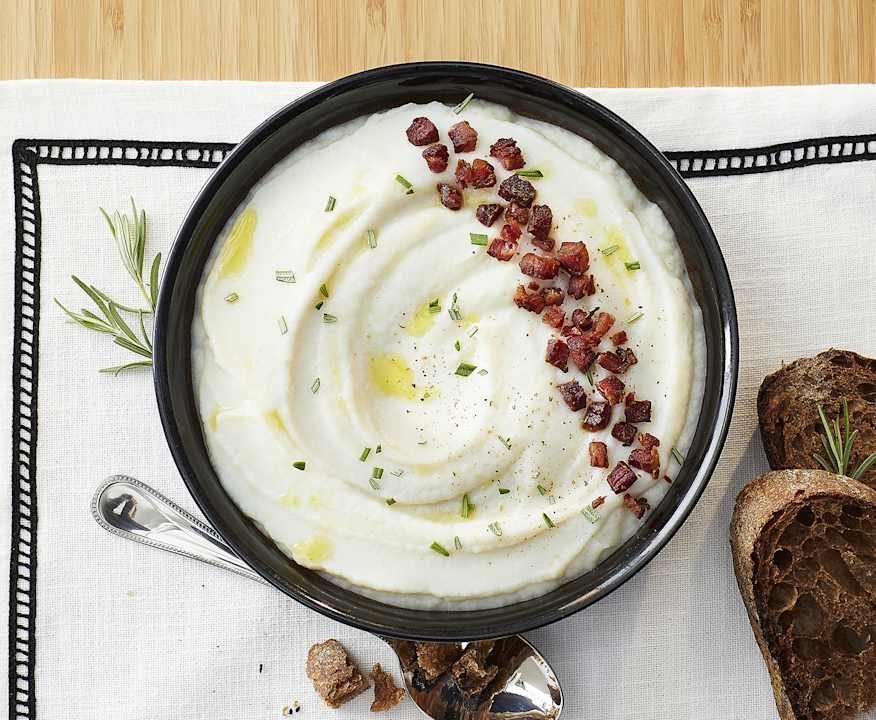 Vellutata di cavolfiore con briciole di pancetta Low Fat