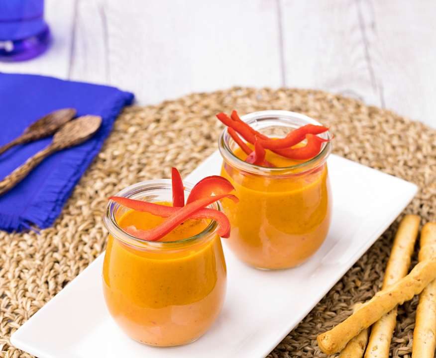 Vellutata fredda peperone, melanzana e curry Low Fat