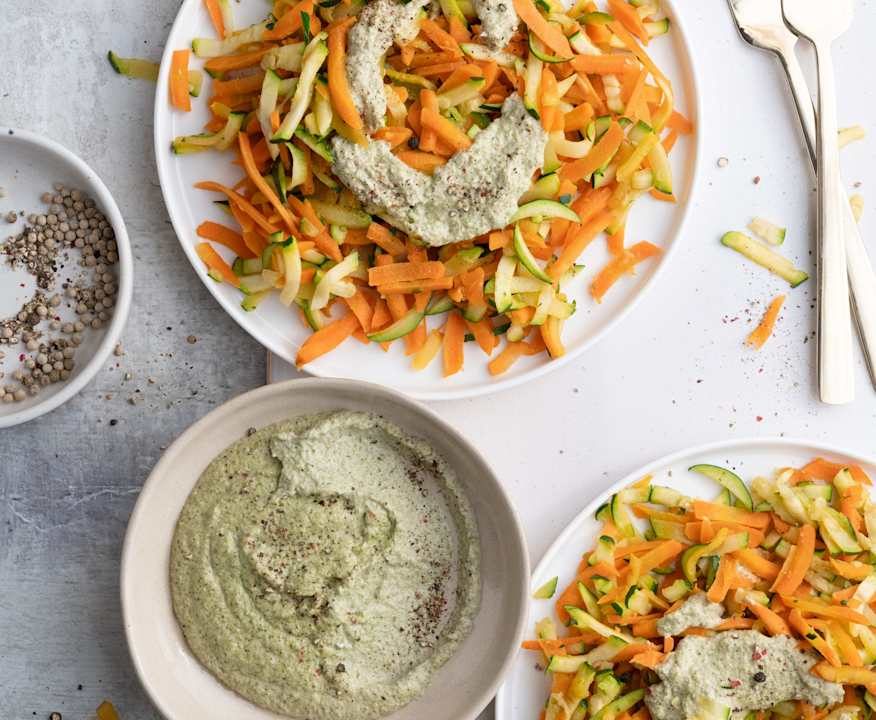 Verdure insaporite con salsa ai broccoli