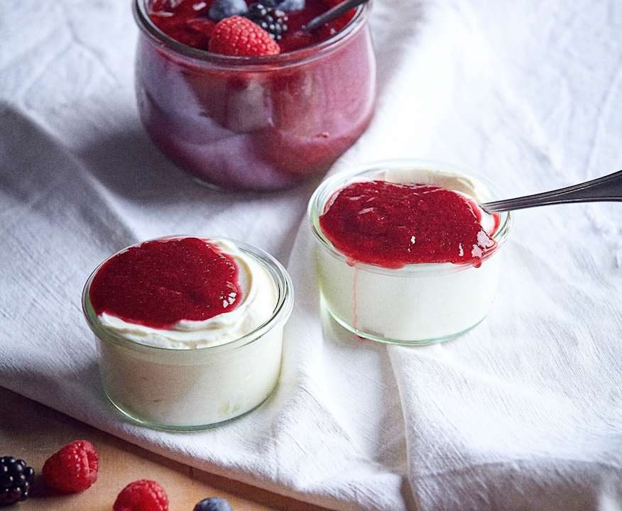Yogurt ai frutti di bosco (con fermenti per yogurt) Low Fat
