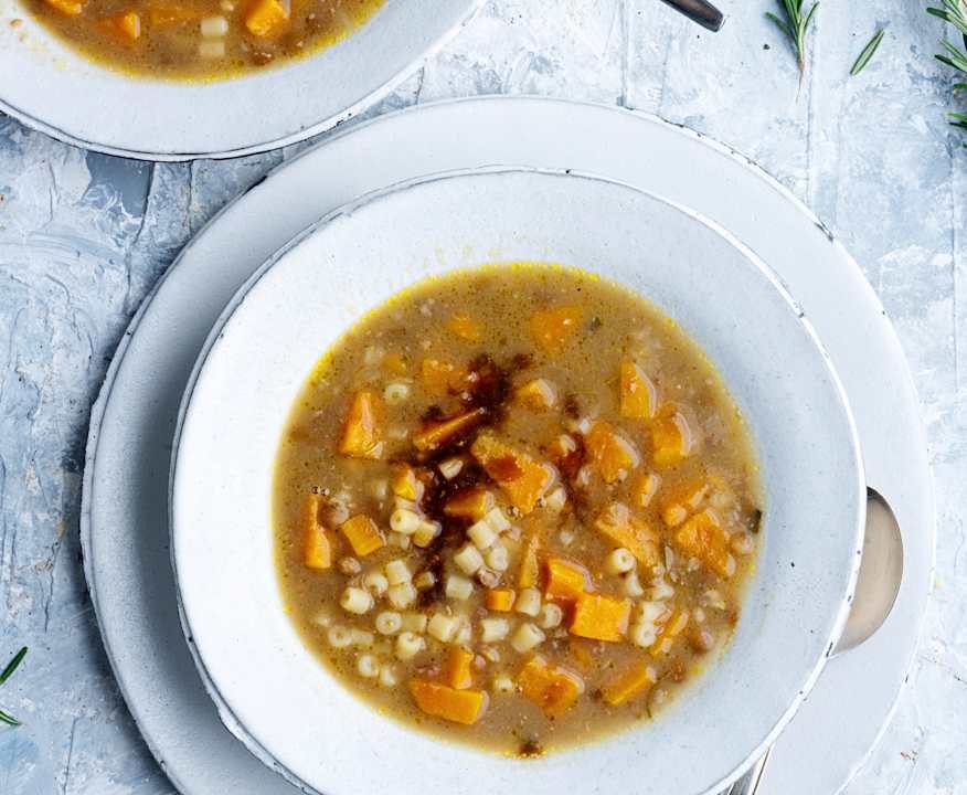 Zuppa di lenticchie con patate dolci e pasta Low Fat